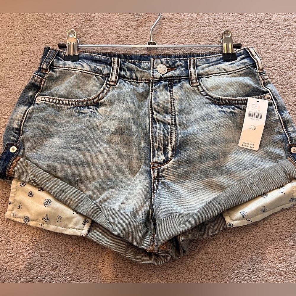 Pilcro jean shorts (petite)